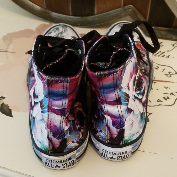 Converse All Star Rose Design Hi-Top Shoes - Picture 3 of 8
